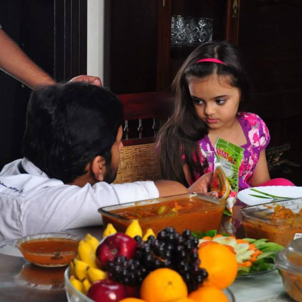 935891_10151804136809630_1895923559_n